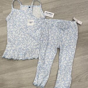 Old Navy Light Blue Floral Kids set